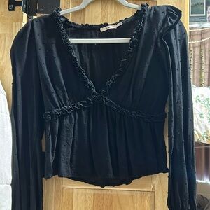 Cute Black V neck top